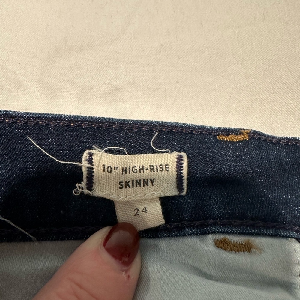 Madewell 10” High-Rise Skinny Jeans | Size 24 | Dark Wash - Picture 6 of 10